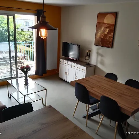 Apartment T2 En Avec Piscine *