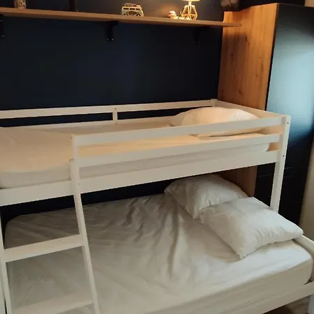 T2 En Avec Piscine Apartment *